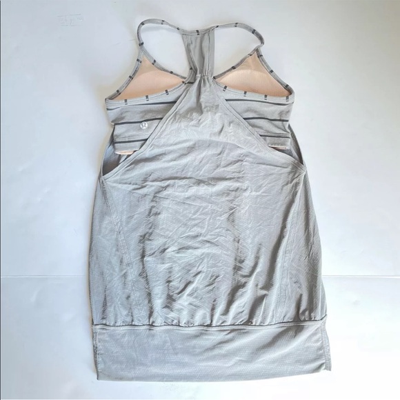 Lululemon No Limit Grey and Grey/Black Stripe Racerback Tank Top Women Sz Small - Picture 13 of 13